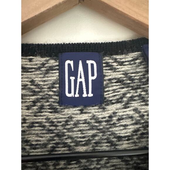 GAP VINTAGE Fair Isle Wool Sweater Vest – Black & Cream, Medium - Picture 2 of 7